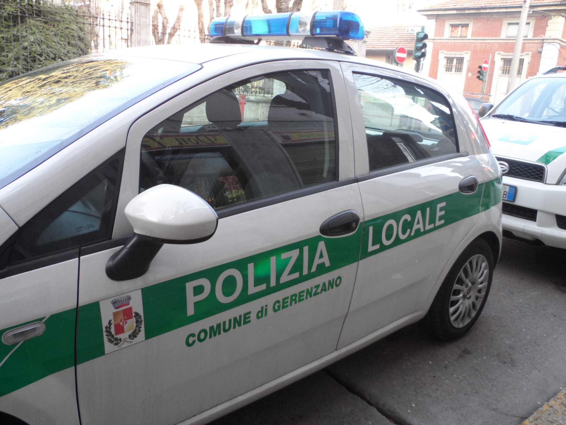 Via Inglesina a Gerenzano, due incidenti in mezz’ora