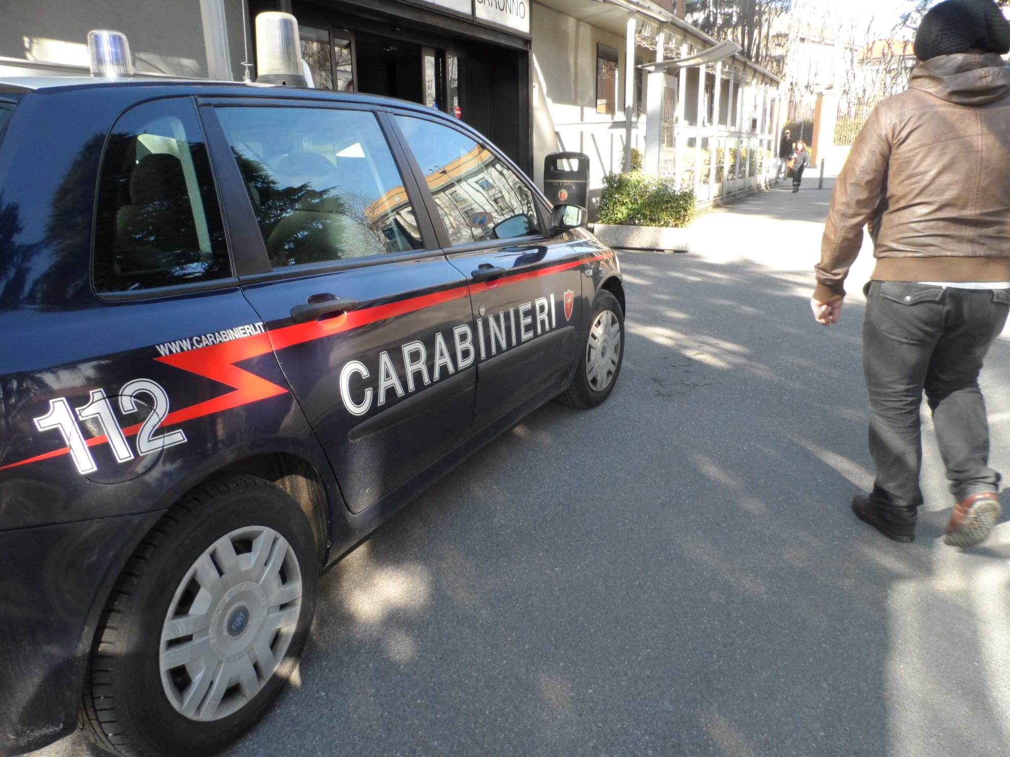 Lite fra fidanzati, arrivano anche i carabinieri