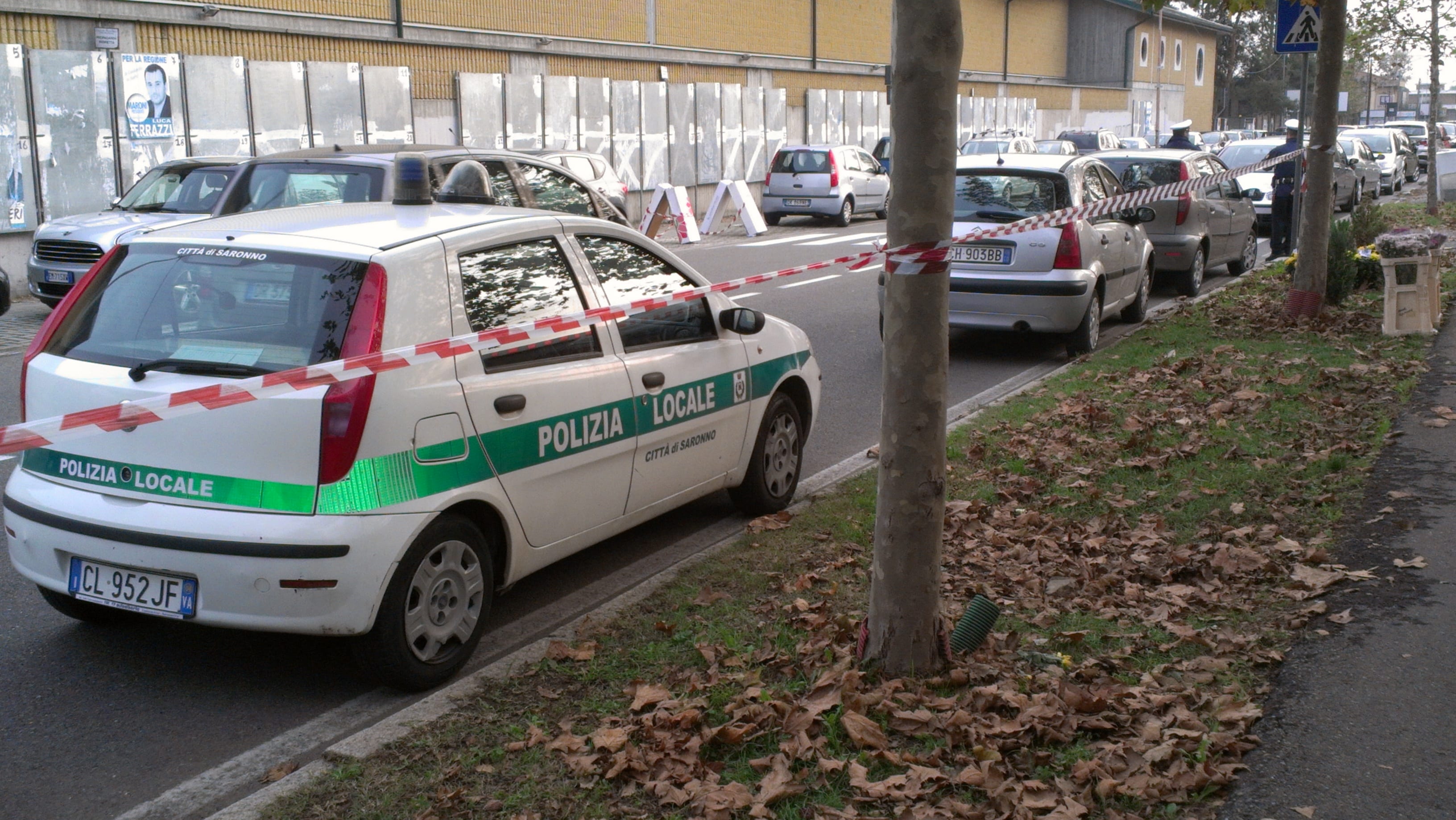 Posteggiata sul marciapiede a Saronno, auto rubata in Germania