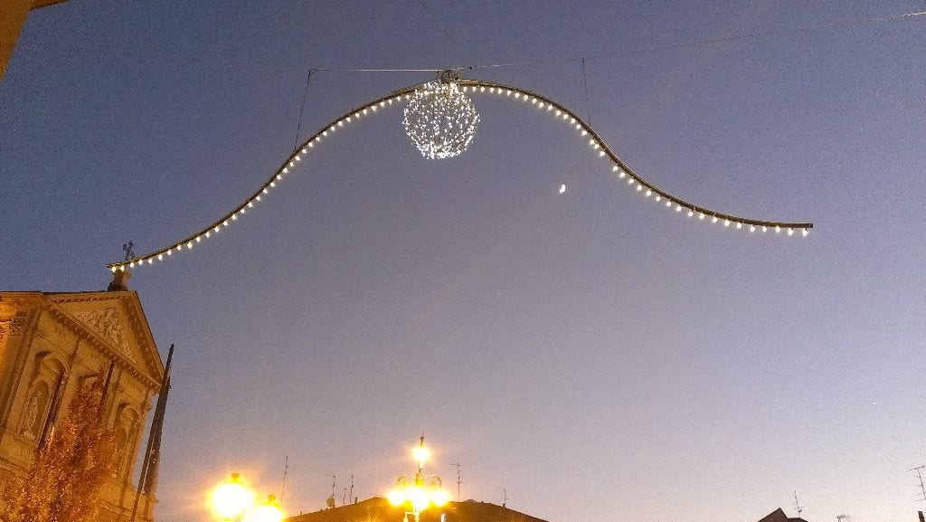 Luci natalizie a Saronno: le immagini