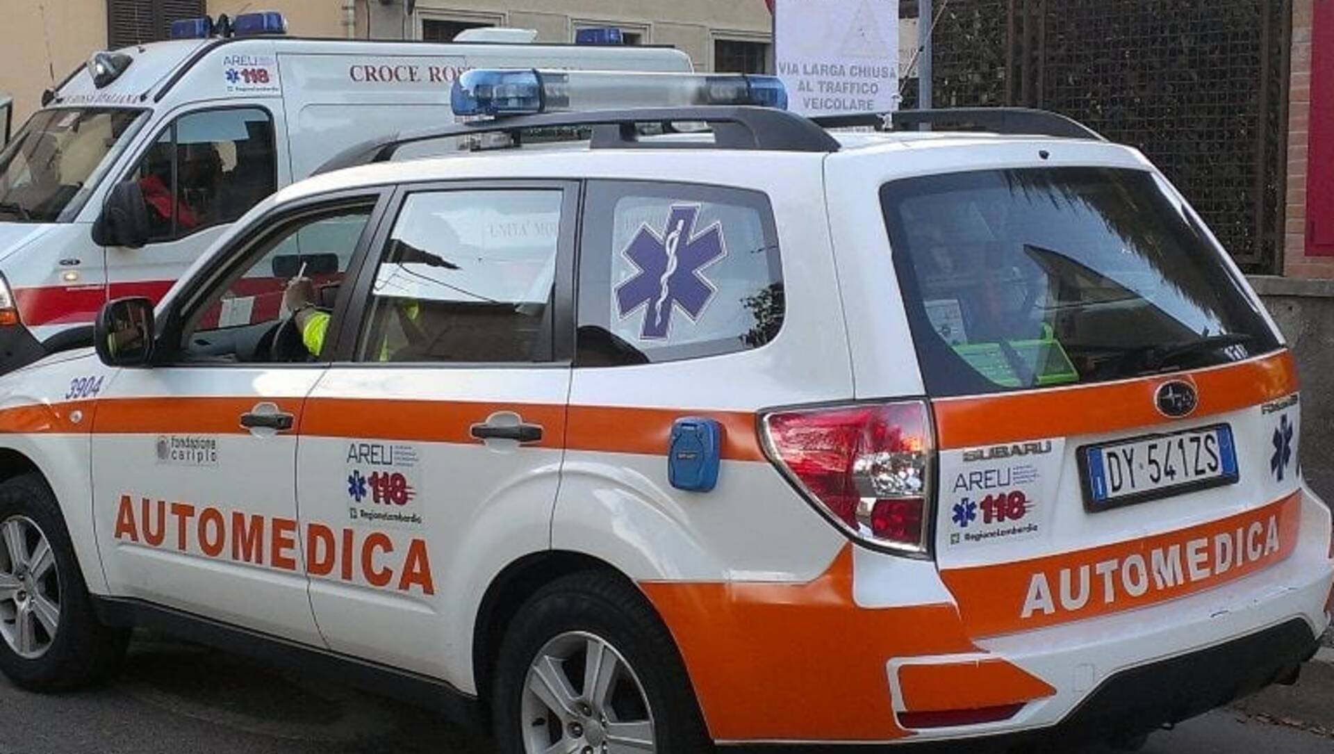 Saronno, anziano caduto in piazza Aviatori: arriva l’automedica