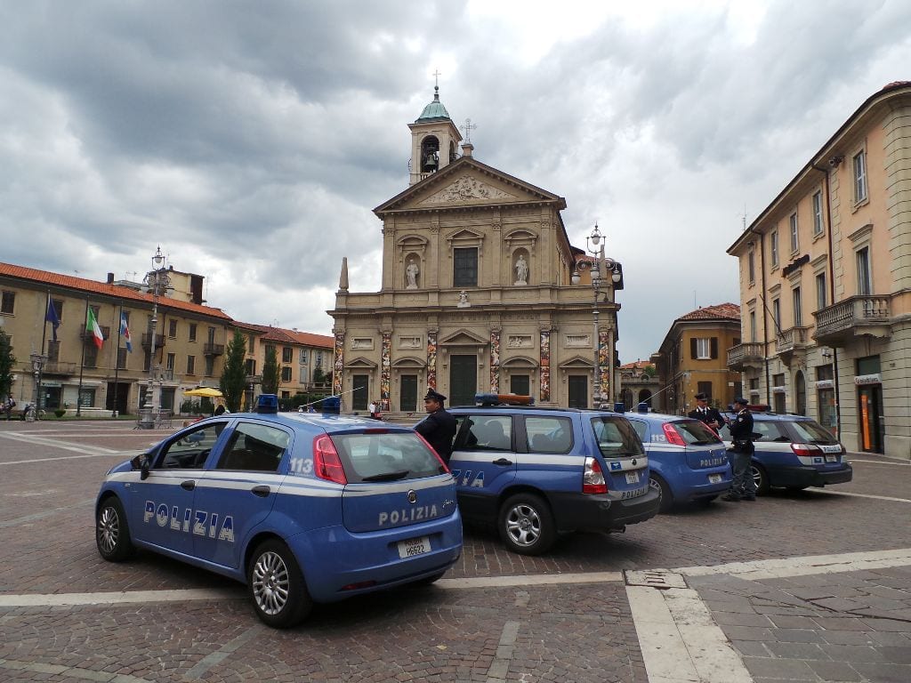 Da Saronno la droga per Bolzano: tre arresti della polizia di stato
