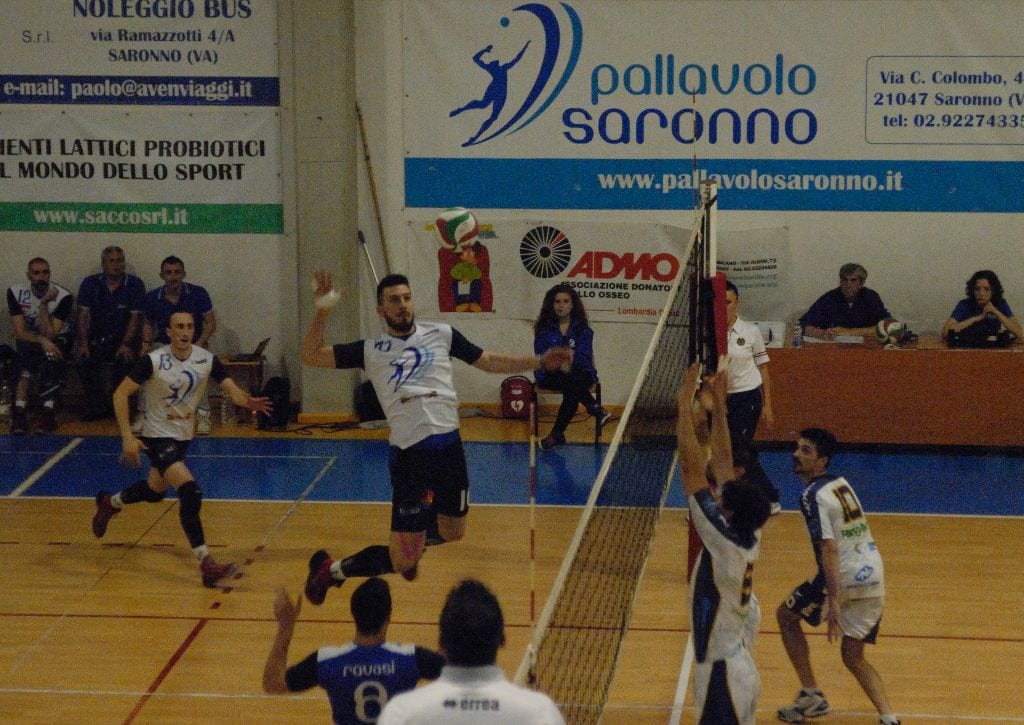 Saronno Volley asfalta Massa: il sogno playoff continua