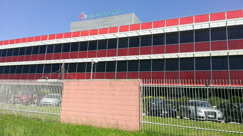 Origgio, l’area industriale Novartis acquistata da Akno. Primo incontro col sindaco