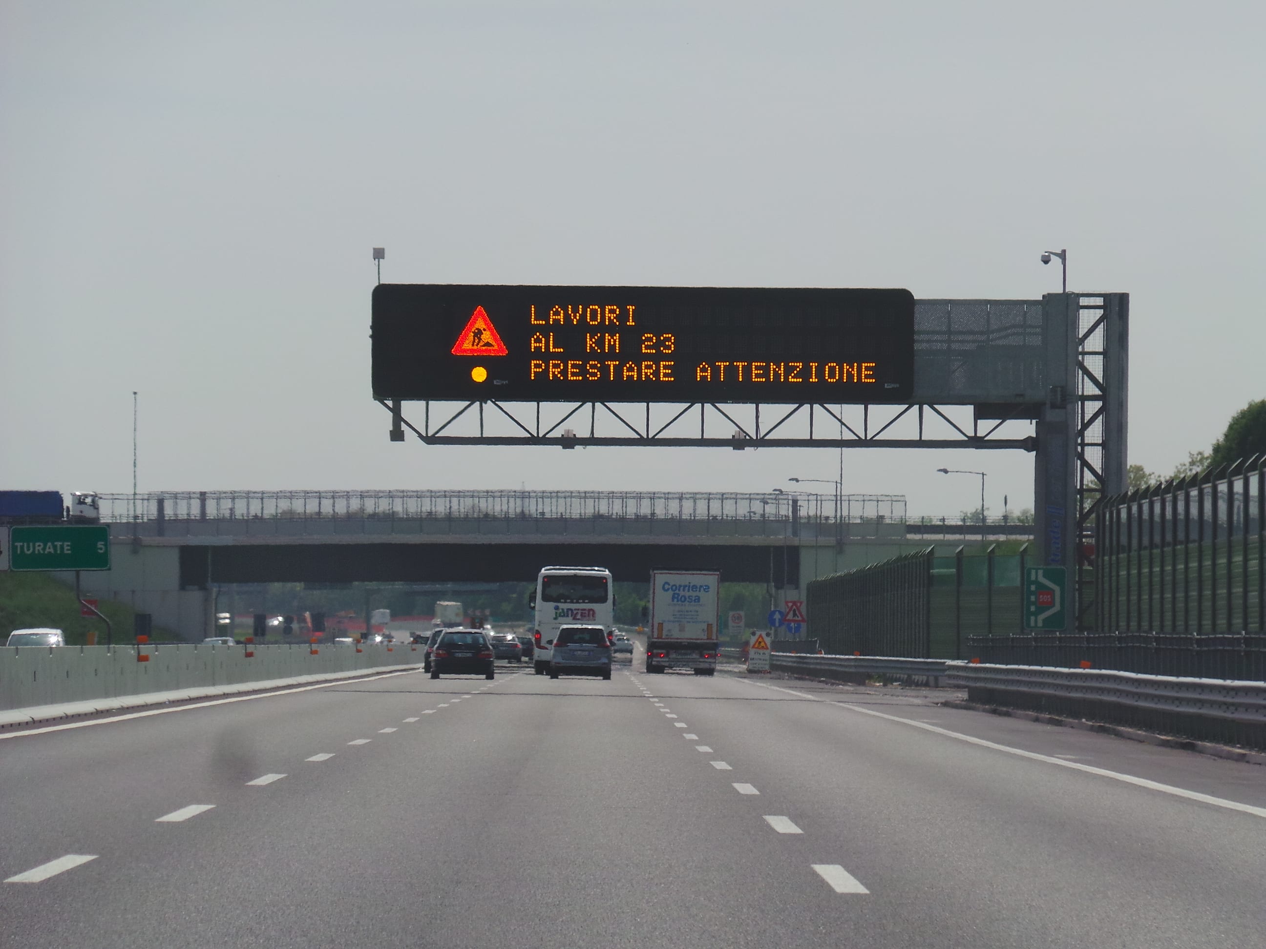 Uscita autostrada A8 chiusa per manutenzione: orari e alternative