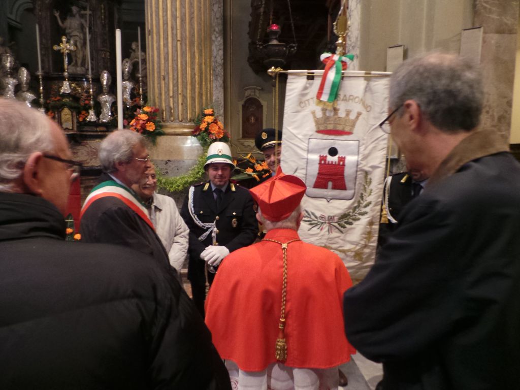 Saronno rinnova “il Voto” con il cardinale emerito Tettamanzi