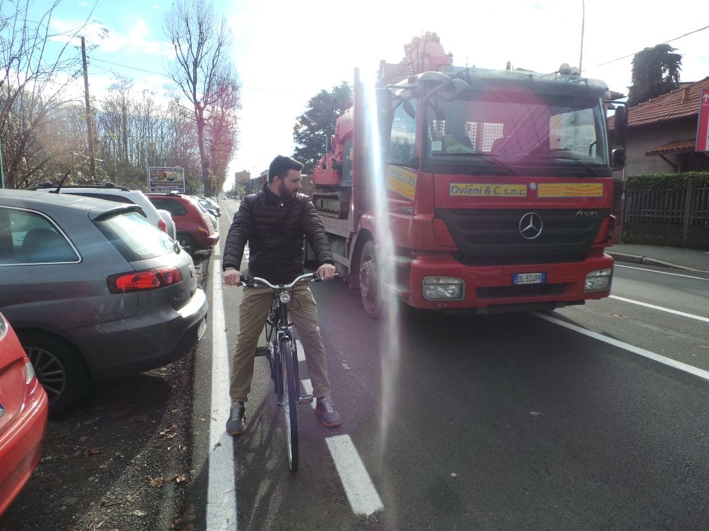 Saronno, ancora un ciclista investito. Stavolta in via Varese