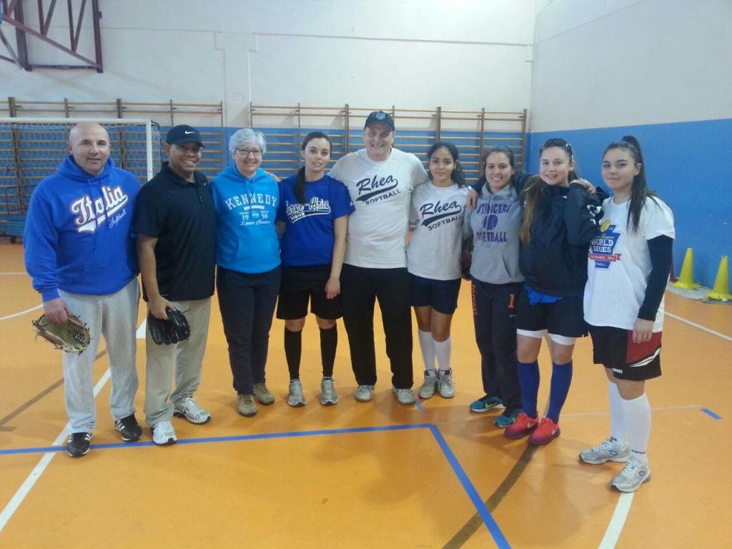 Softball: clinic con Lindsey Meadows a Saronno