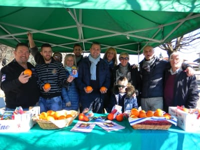 A Ceriano il sindaco leghista regala… arance siciliane: “Salviamo le eccellenze italiane”