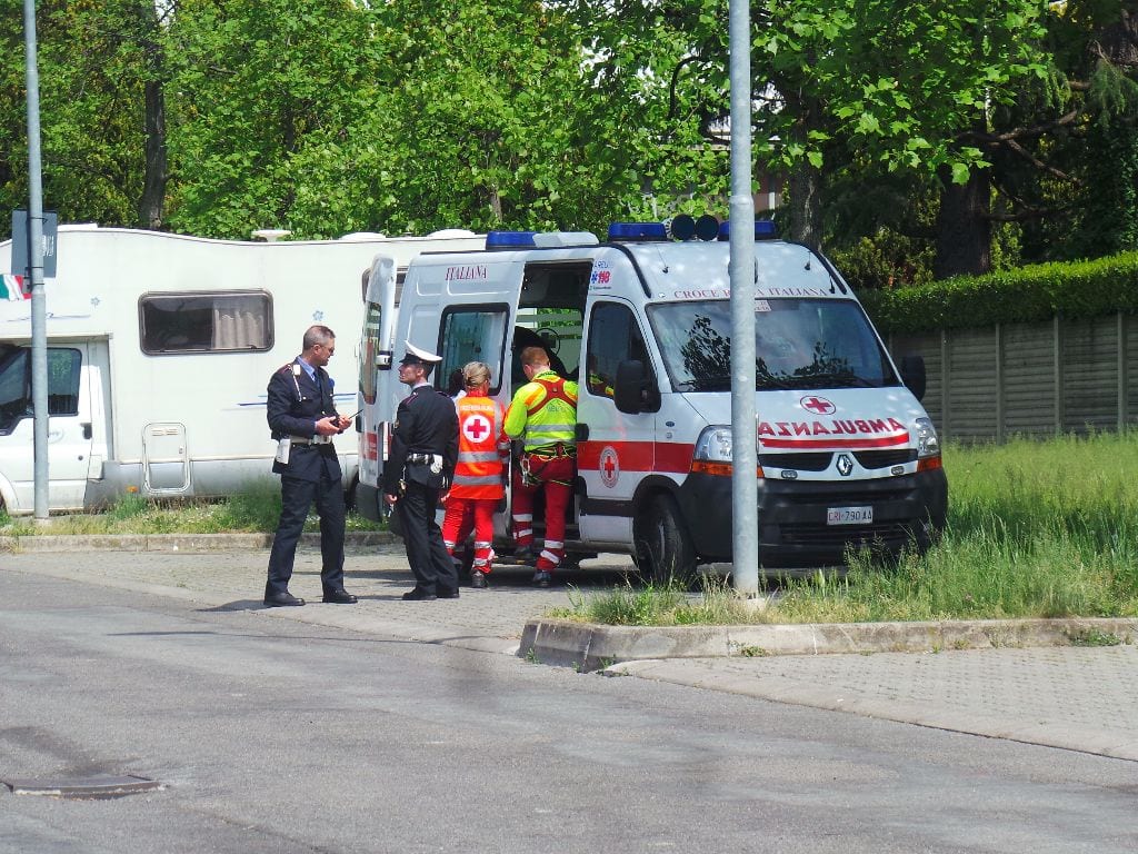 Incidente in via Cattaneo, si cercano testimoni