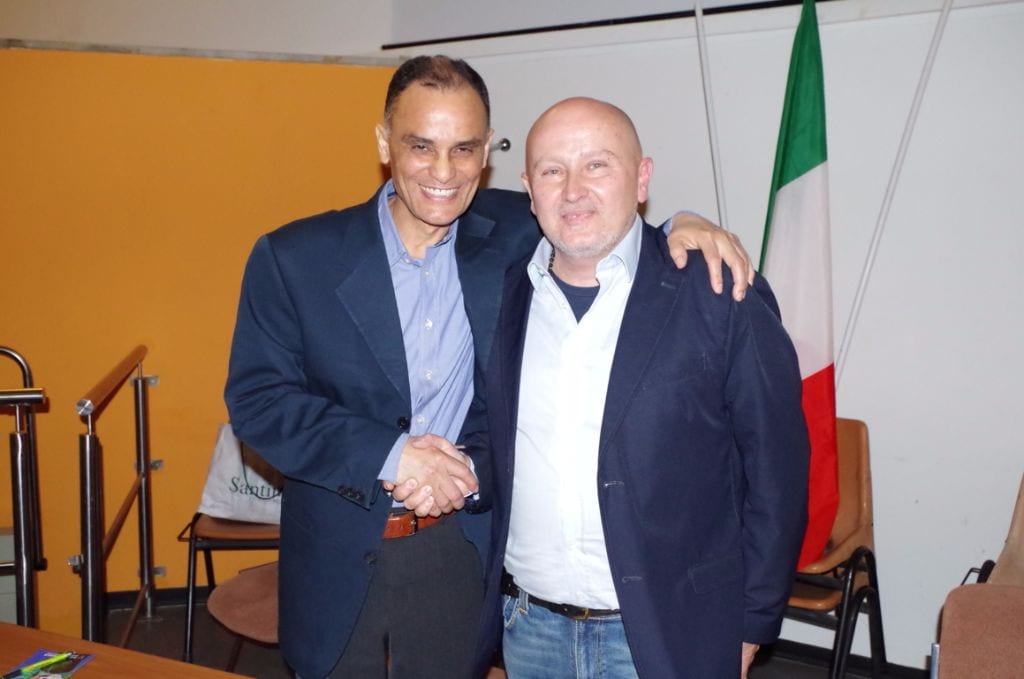Lettera di Indelicato (Fratelli d’Italia) agli insegnanti saronnesi: “No alla pessima scuola di Renzi”