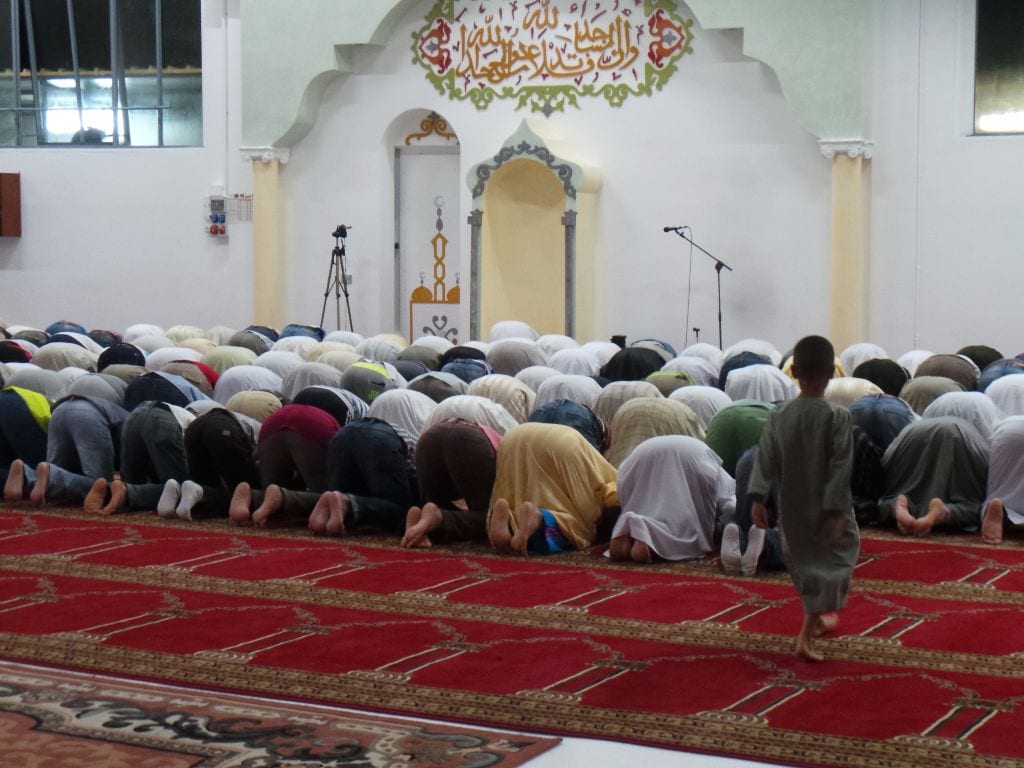 Ramadan, il centro islamico si è fatto bello. Ecco le foto