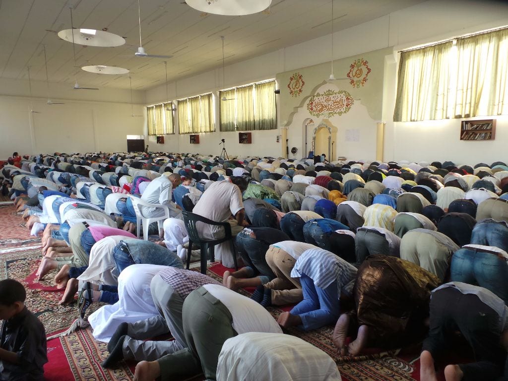 Via al Ramadan, si riempie il centro islamico