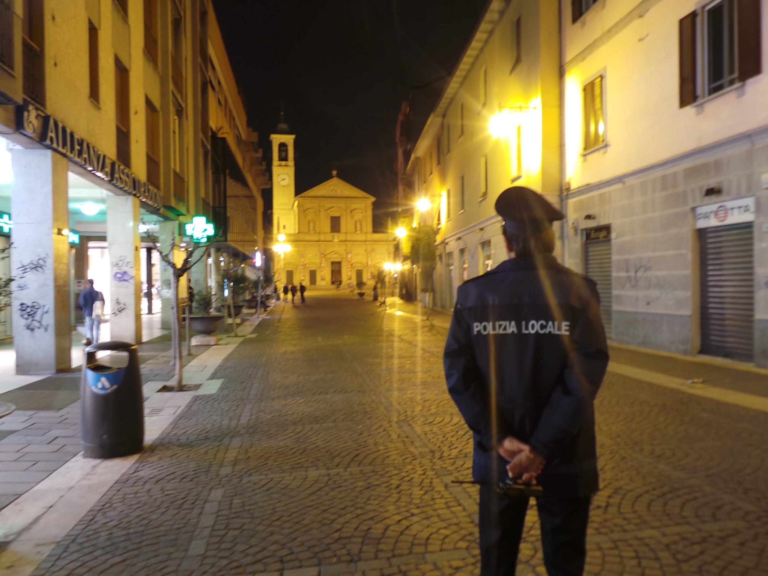 “Movimenti” notturni in centro: Silighini chiama i carabinieri