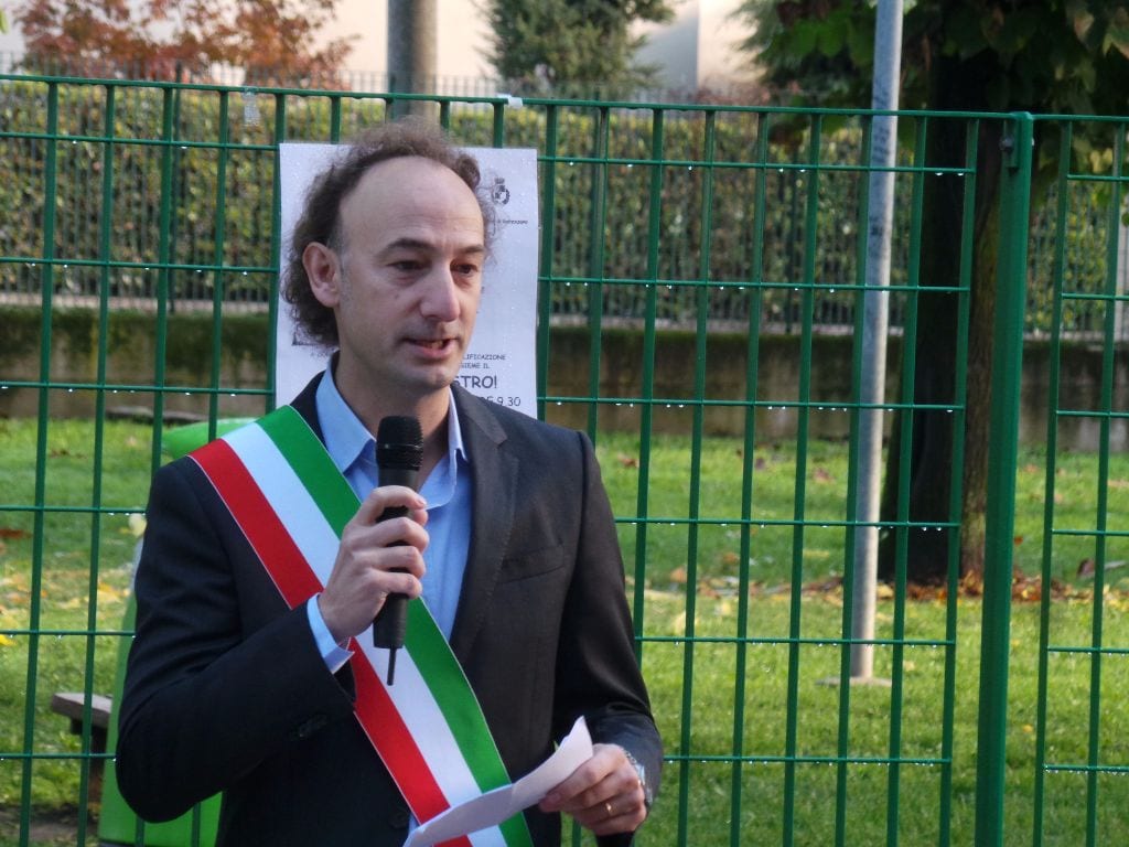 Gerenzano, il sindaco: “Buon ferragosto… rispettando le norme anti covid”