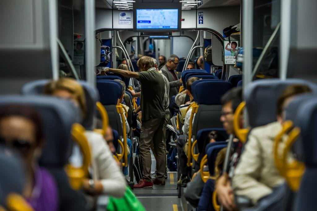 Pendolari, aumento dei biglietti: per Andrea Monti (Lega) “chi usa solo il treno va rimborsato”