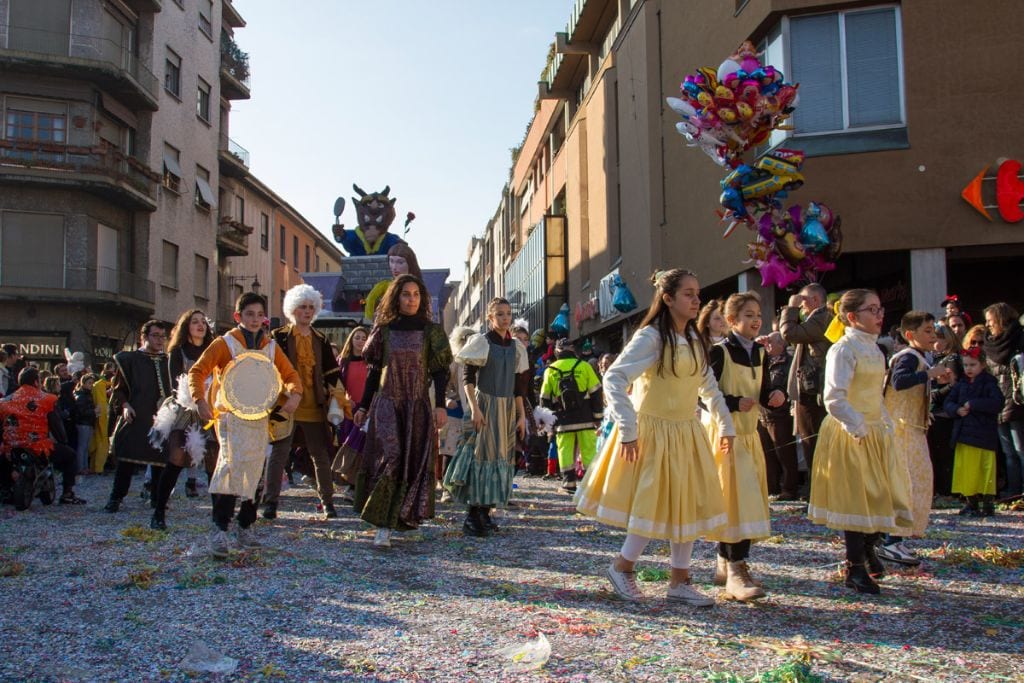 Carnevale, la novità: gran finale in piazza Caduti saronnesi