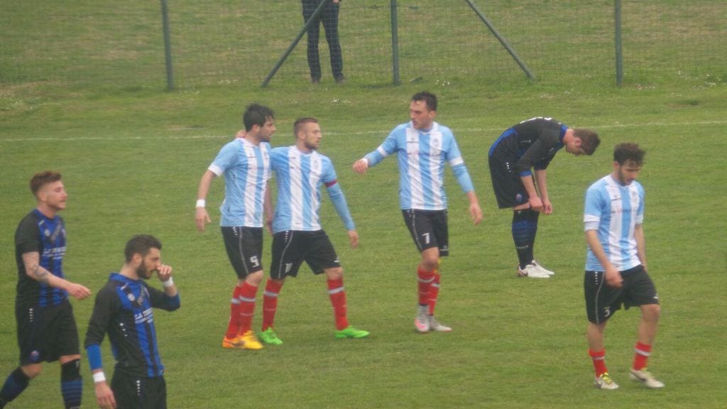 Calcio, Saronno-Fenegrò: la fotogallery della vittoria biancoceleste