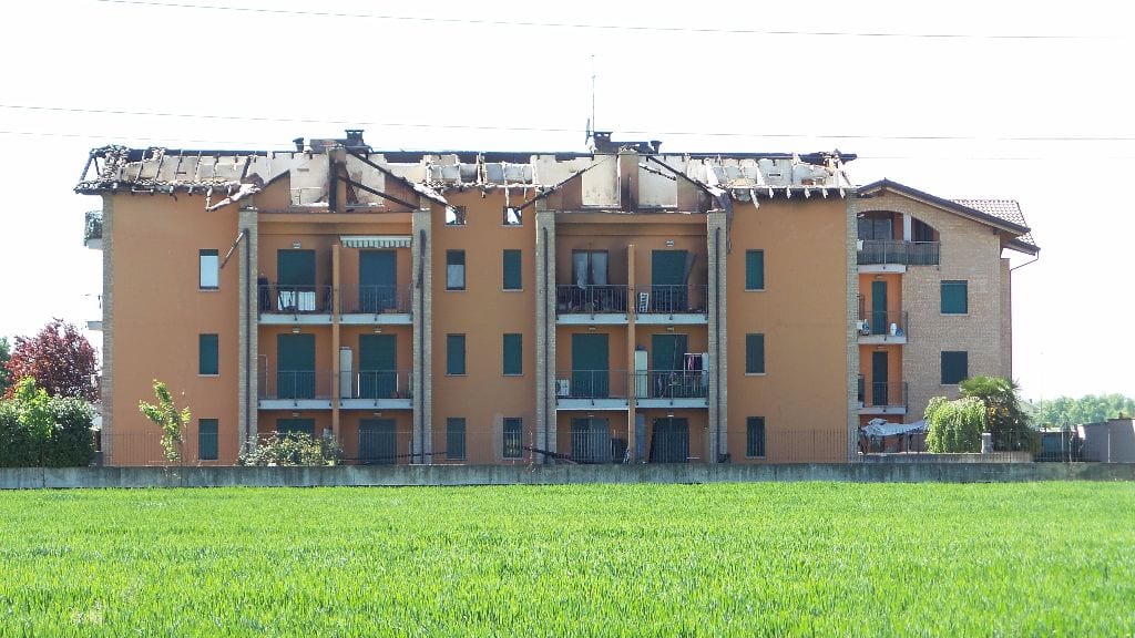 Incendio Gerenzano, il Comune: “Chi ha case sfitte ci contatti”