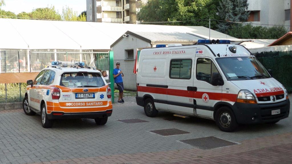 Due incidenti in un’ora a Lomazzo: investito pedone, motociclista all’ospedale