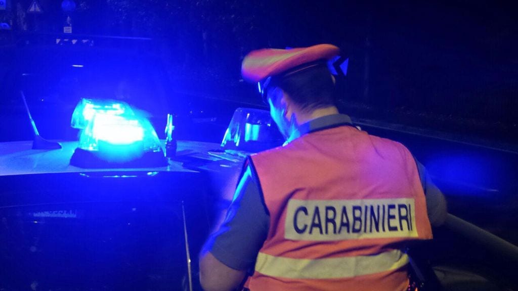 Controlli dei carabinieri: preso latitante, ricettatore e ubriachi al volante