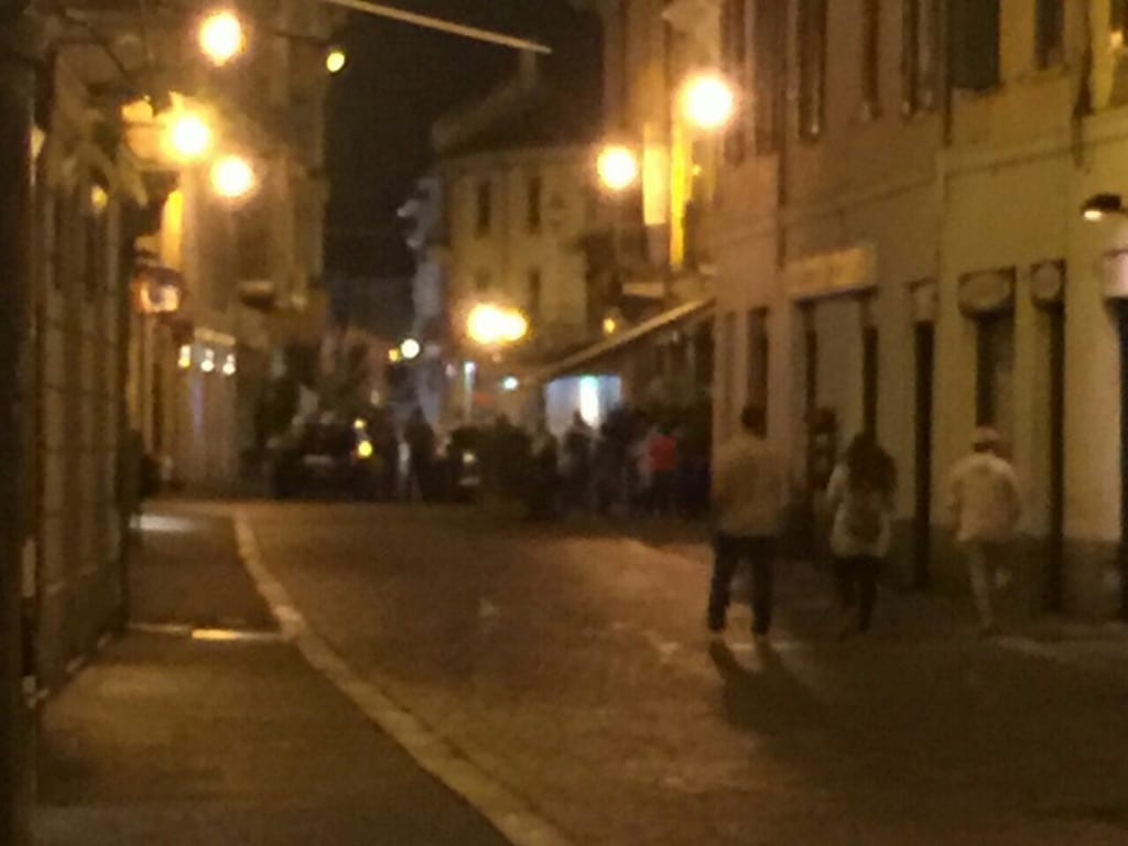 Lite tra ubriachi in via Garibaldi, residenti: “Siamo esasperati”