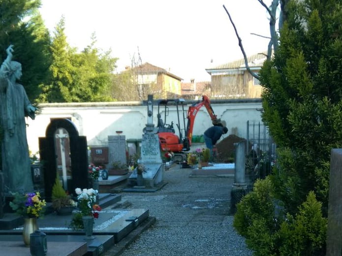 Funerale senza scavo, Fagioli: “Purtroppo contratto prevede sanzione irrisoria”