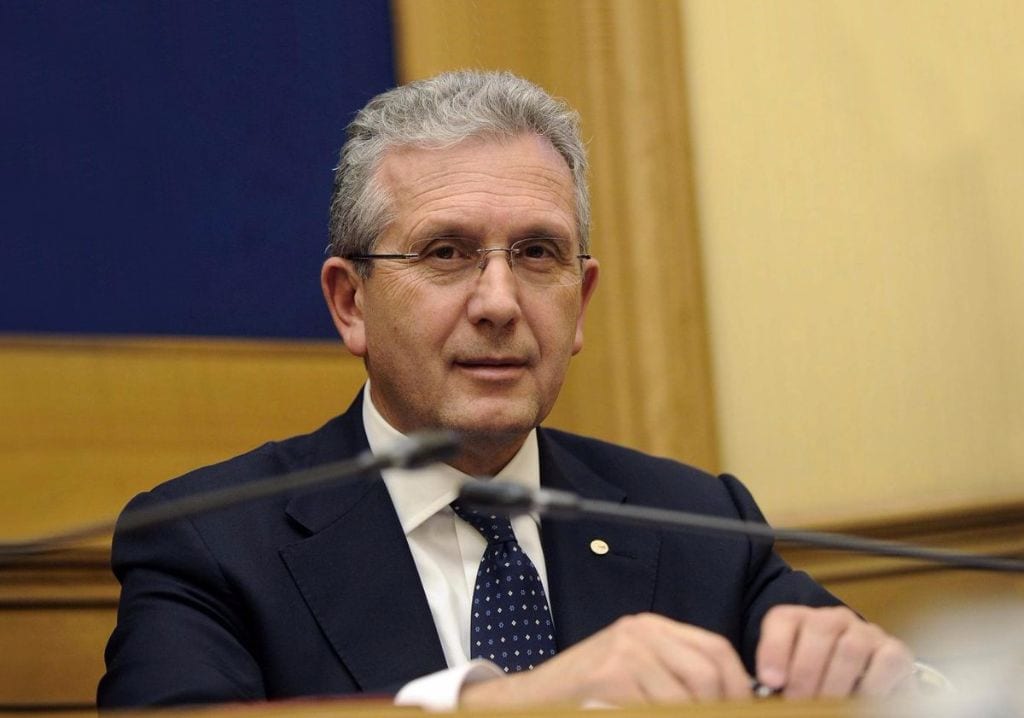 Librandi: “Oggi la proposta per alzare l’indennità del Premier”