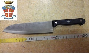 Con coltello da 35 centimetri rapina ragazzi in stazione: arrestato