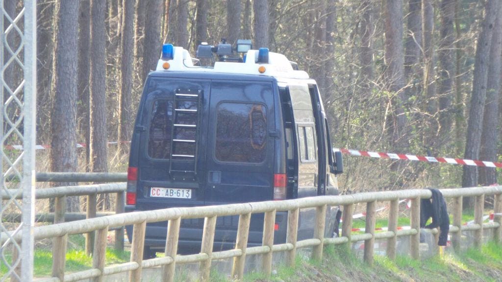 Carabinieri setacciano i boschi: 13 fogli di via tra Solaro e Ceriano