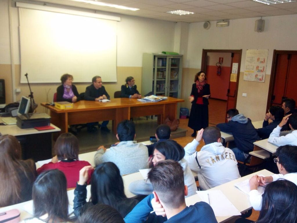 Itc Zappa: incontro in aula magna fra studenti e sindaco Fagioli