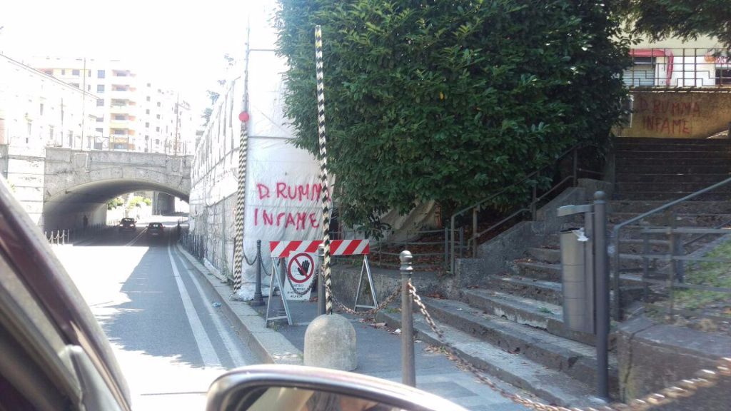 Striscione e graffiti: contestazione saronnese a Donnarumma