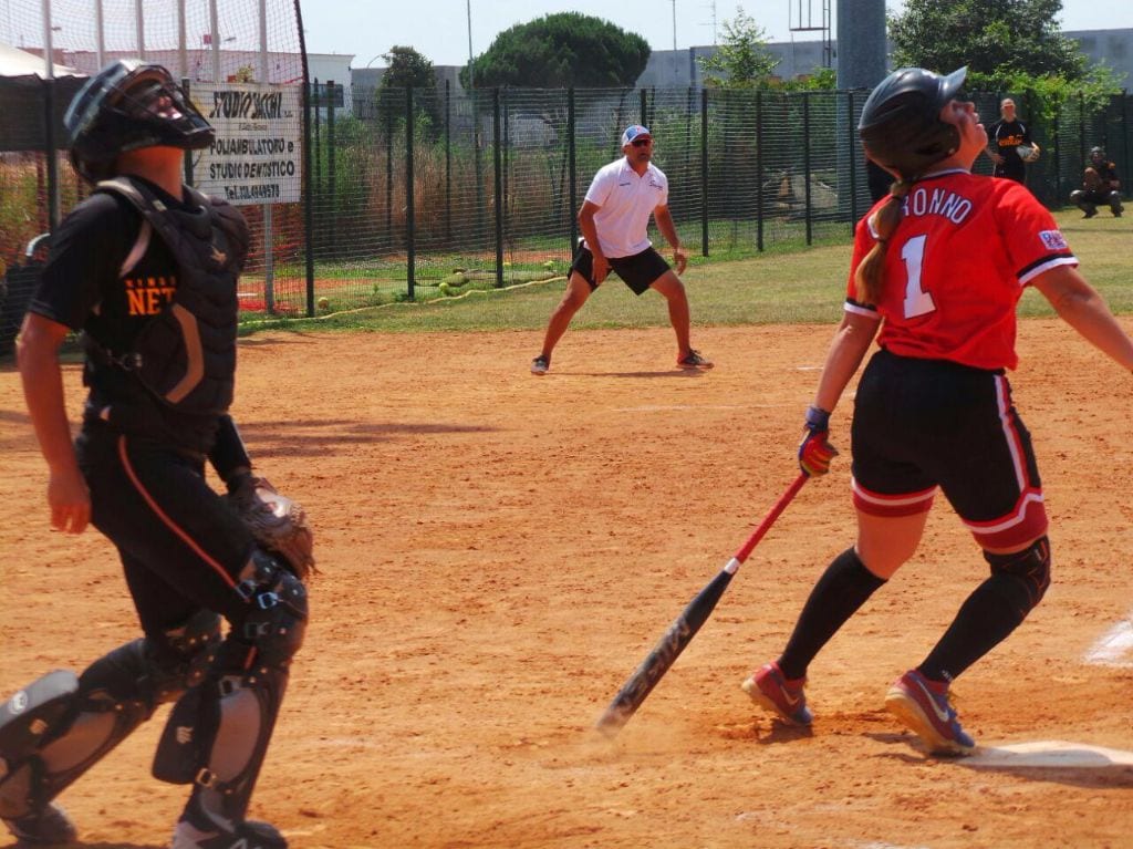 Softball, buona la prima dell’Olanda a Saronno… malgrado Alicart. E adesso c’è la Spagna