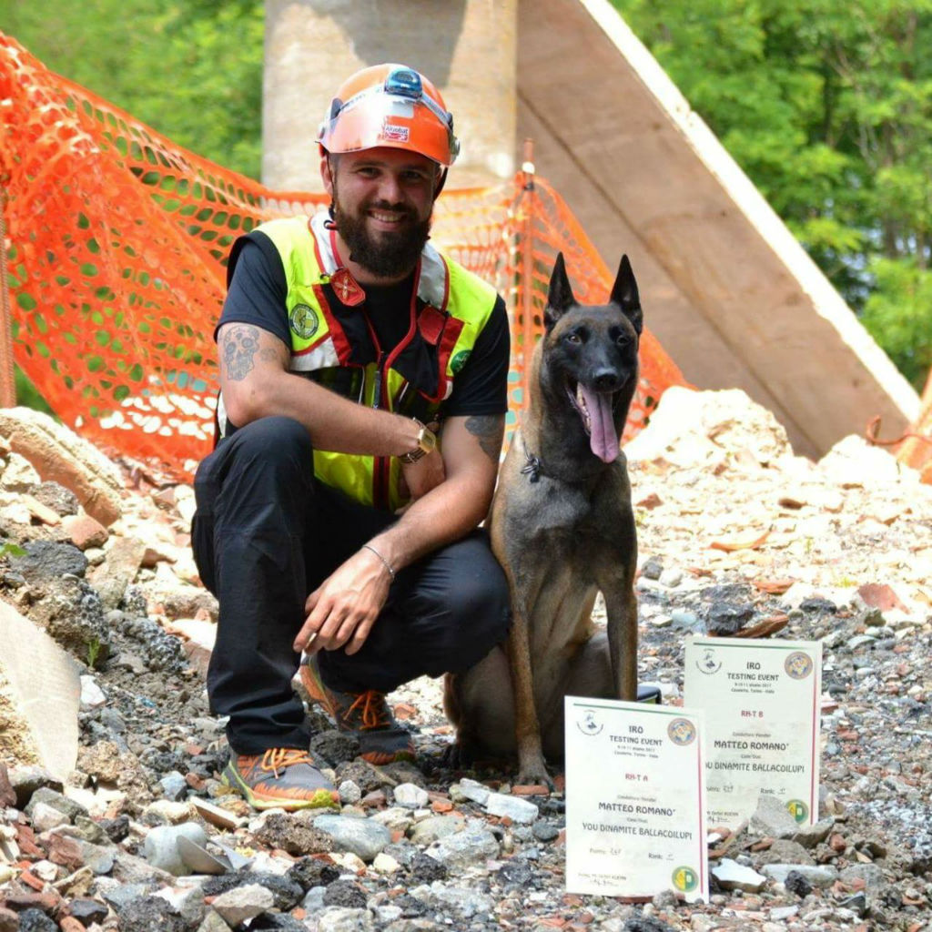 Il saronnese Romanò a Zatec con Dina: c’è il mondiale per cani da soccorso