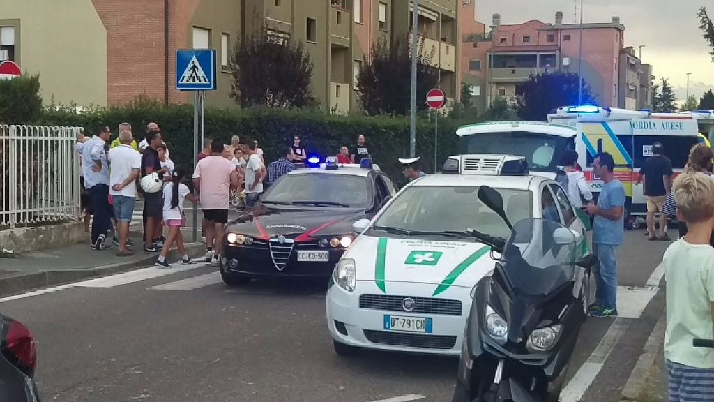 Ciclista 12enne contro auto, in Cassina atterra l’elisoccorso