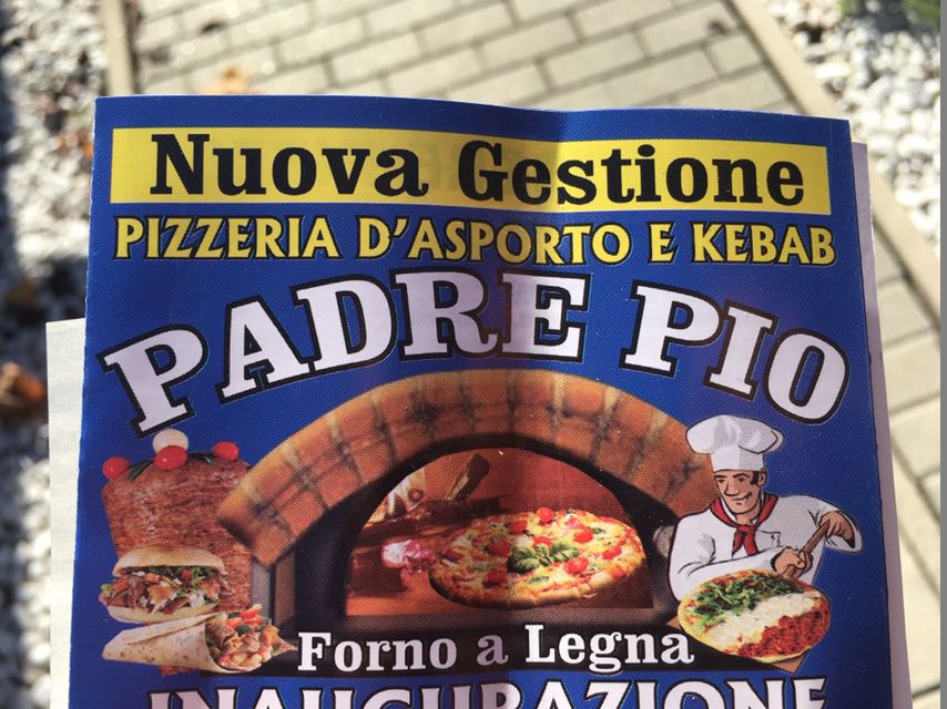La nuova pizzeria kebabberia di Solaro intitolata a Padre Pio