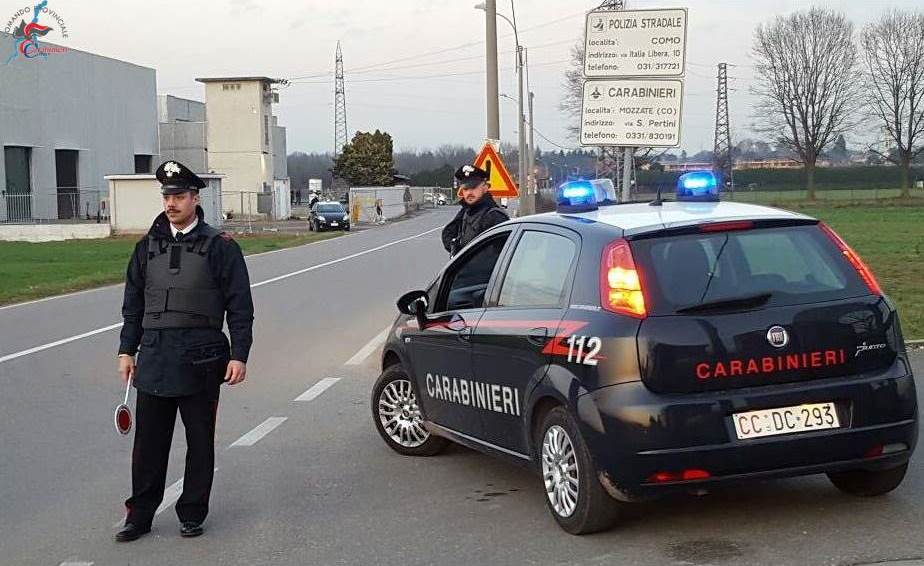 Tenta il suicidio per motivi d’amore, salvato in stazione dai carabinieri