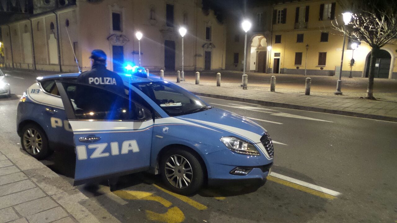 Polizia di stato in azione a Saronno: preso truffatore