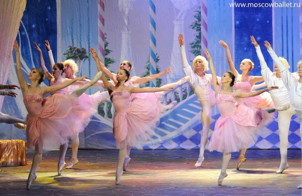 “Giocosità e leggerezza”, il Moscow State Classical Ballet incanta il Pasta