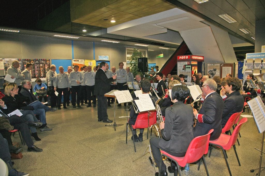 Banda e Coro Alpe: concerto di Natale in Municipio e vin brulè