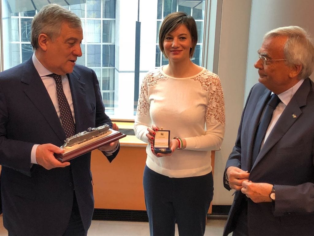 Commercio e trasporti, Lara Comi premiata a Bruxelles per il suo impegno per le imprese