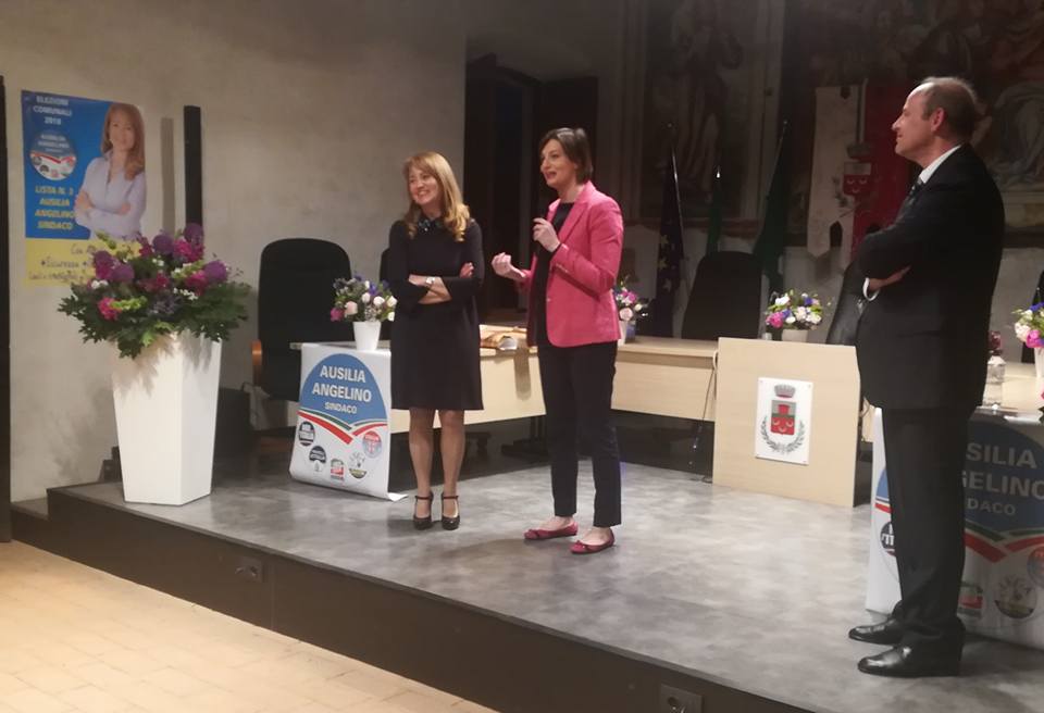 Lara Comi a Lonate Pozzolo per la candidatura a sindaco di Angelino