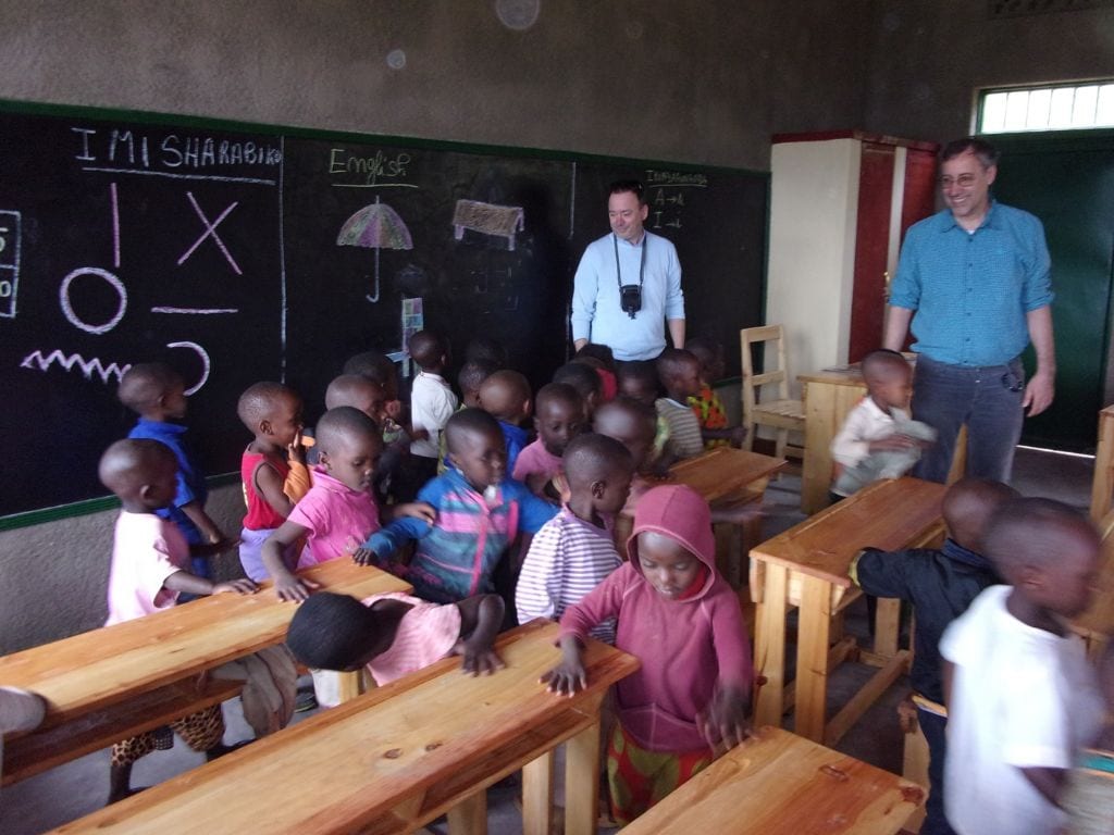 Variopinto, da Limbiate al Rwanda per inaugurare due scuole materne
