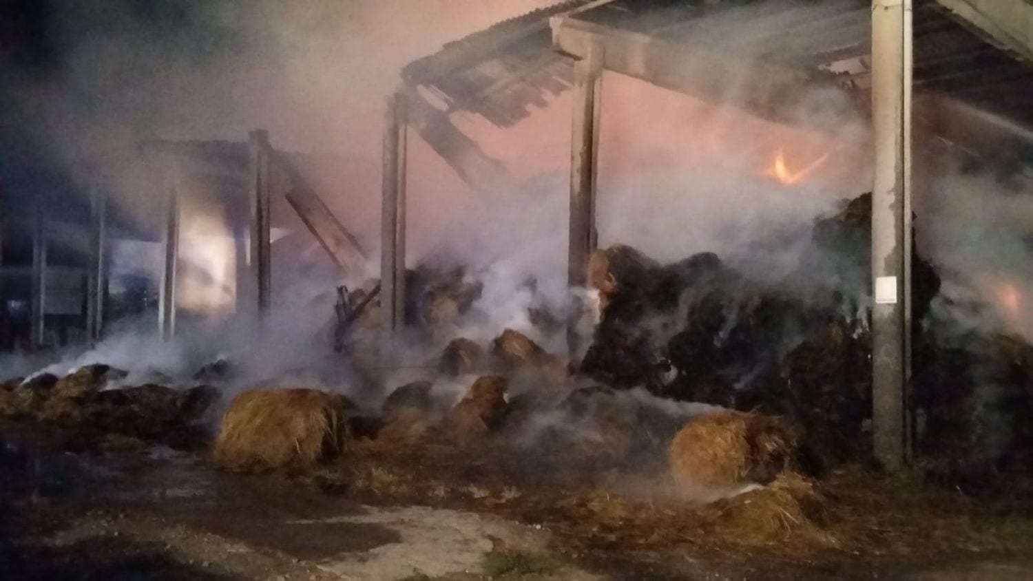 Incendio a Birago: nessun ferito, la conta dei danni il giorno dopo