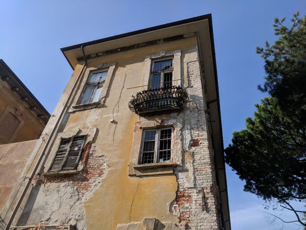 Ex asilo e Palazzo Visconti, Indelicato bacchetta Obiettivo Saronno