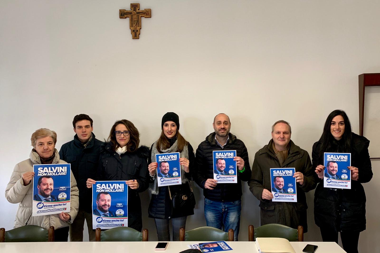 Solidarietà a Salvini, in Brianza raccolte oltre 7000 firme