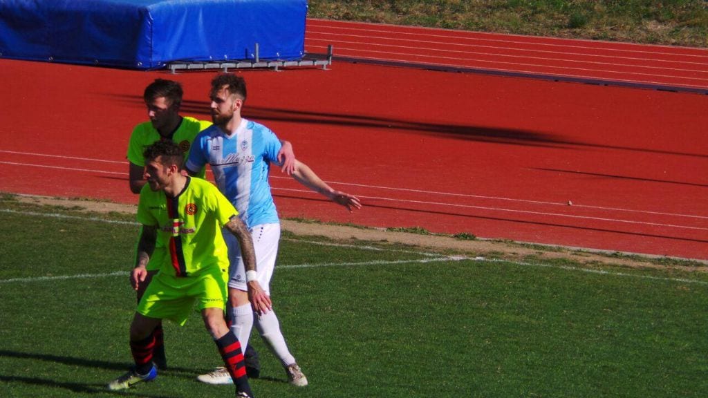 Calcio: Fbc Saronno sconfitto a Gavirate, speranze al lumicino