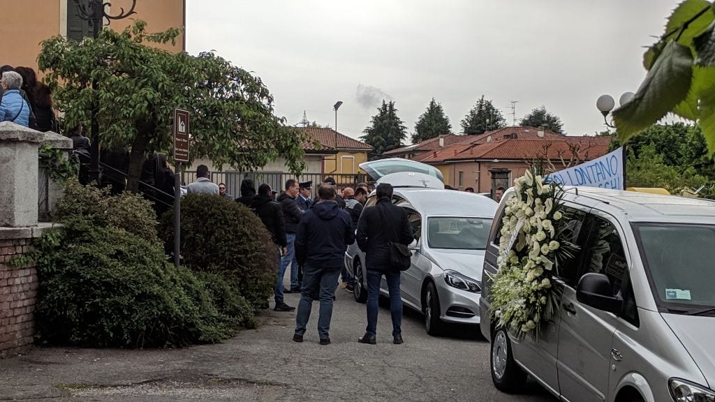 Ceriano Laghetto, funerale: palloncini bianchi per Andrea D’Onofrio