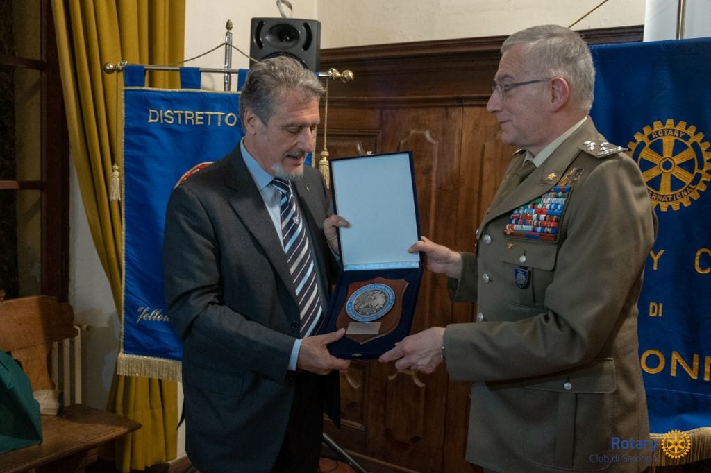 Il generale Claudio Graziano ospite del Rotary saronnese