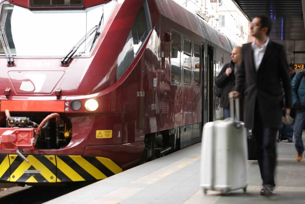 Bella notizia per i pendolari: 15 treni nuovi di zecca